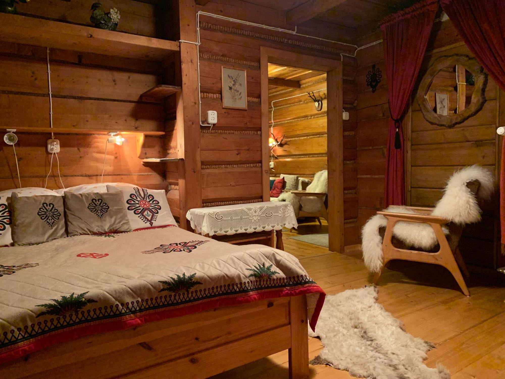 Skalnica Pokoje Goscinne - Sniadania Mozliwe Do Zakupu W Sasiednim Obiekcie บุโควินา ทัตซานสกา ภายนอก รูปภาพ